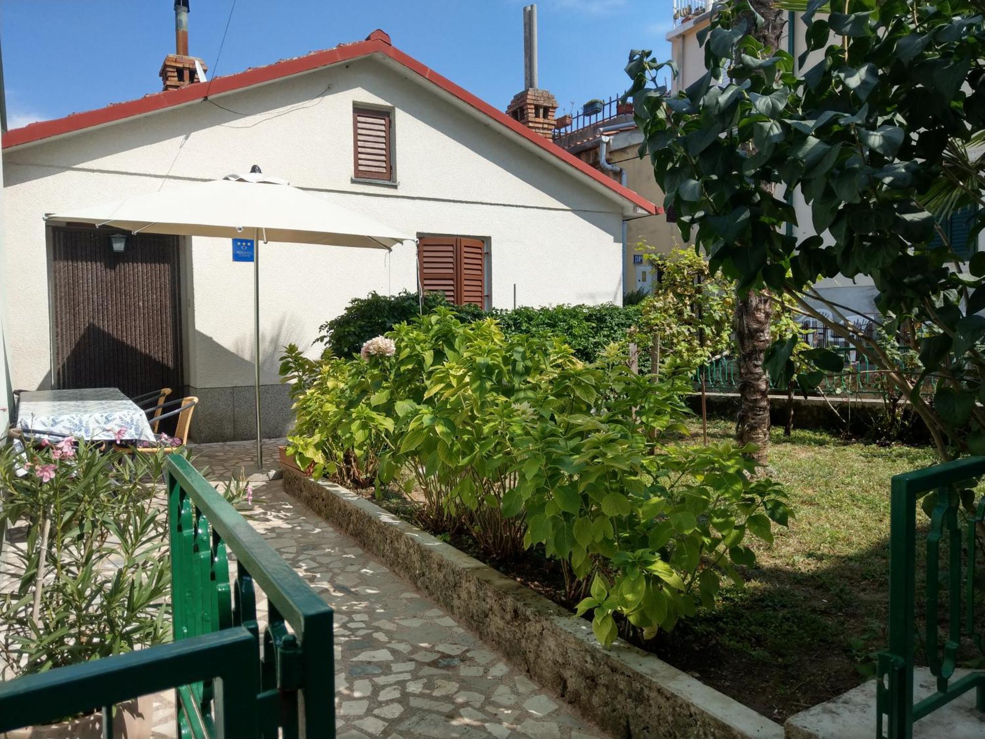 Holiday House Palma Dobrinj Exterior foto